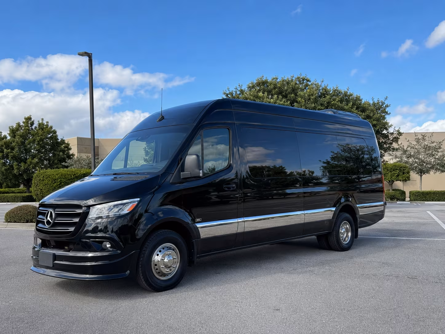 antioch 8 passenger sprinter van