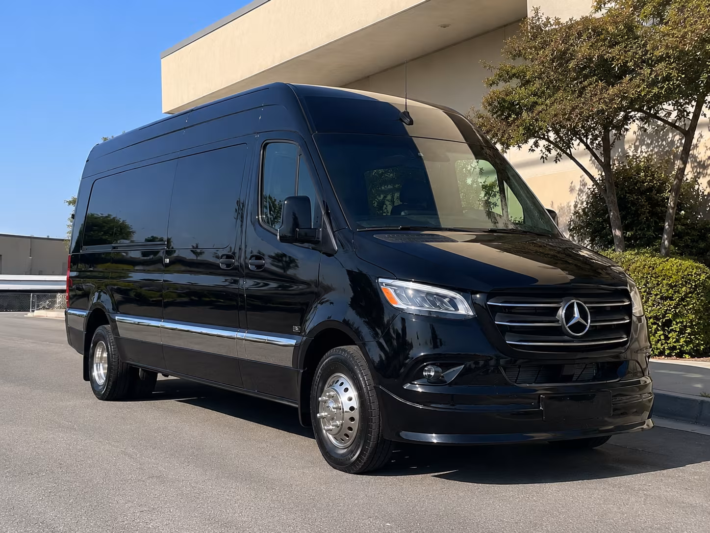 find the perfect transportation for your next wine tour 3